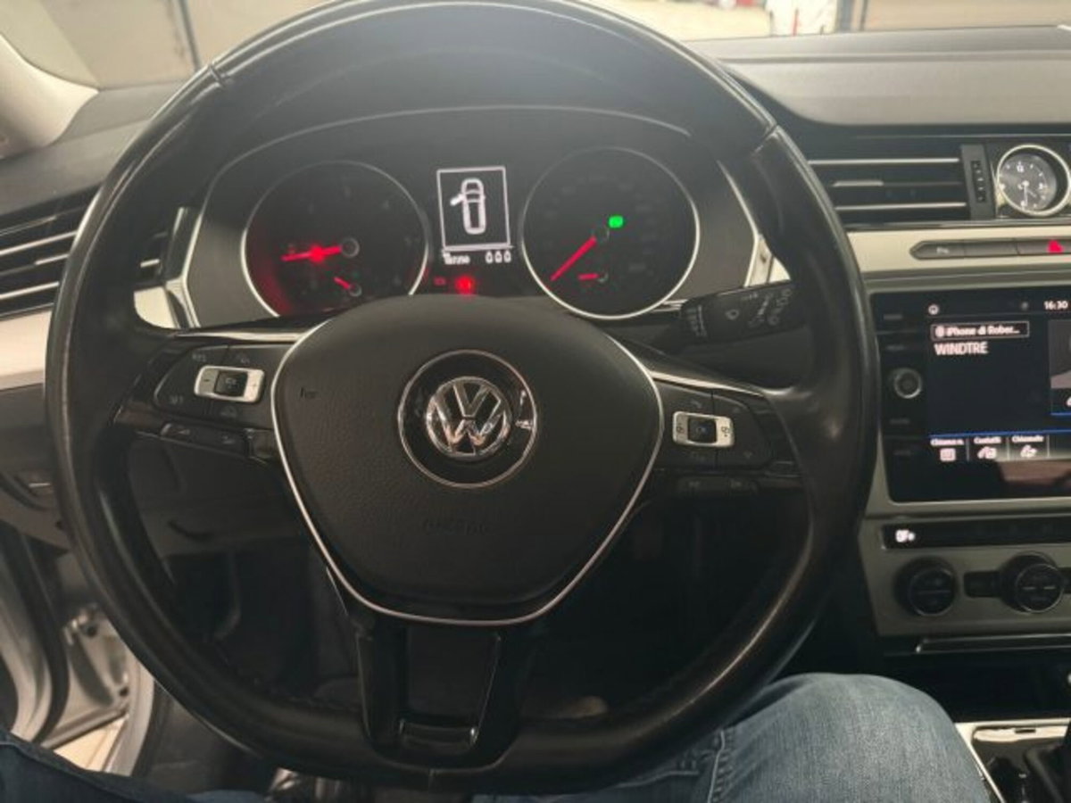 Volkswagen Passat Variant 2.0 TDI DSG Executive BlueMotion Tech. (9)