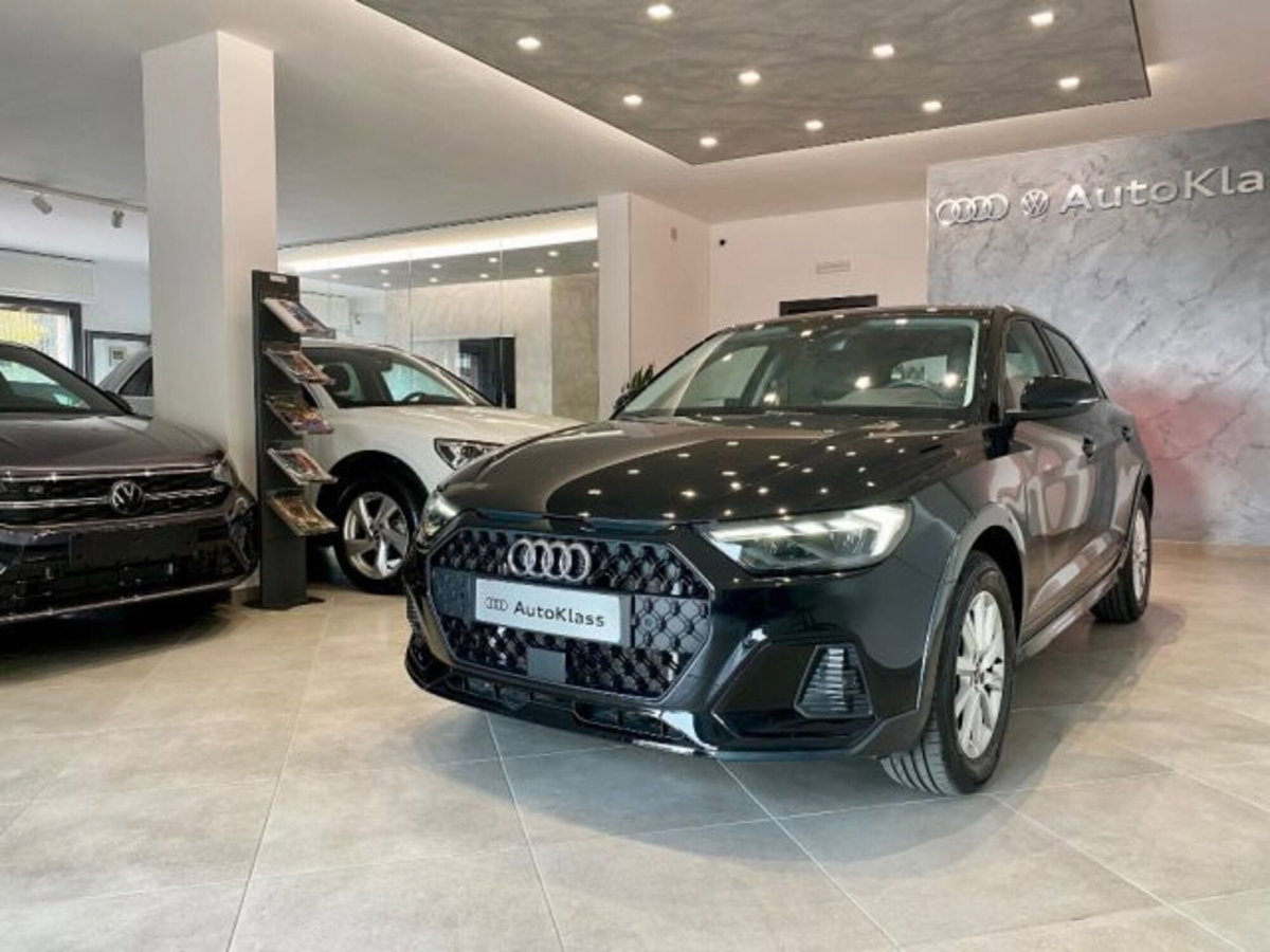 Audi A1 allstreet allstreet 30 TFSI S tronic Identity Contrast