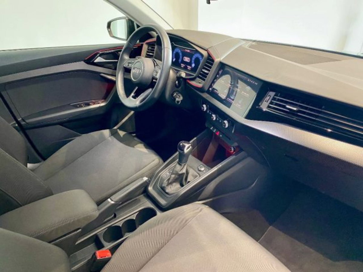 Audi A1 allstreet allstreet 30 TFSI S tronic Identity Contrast (10)