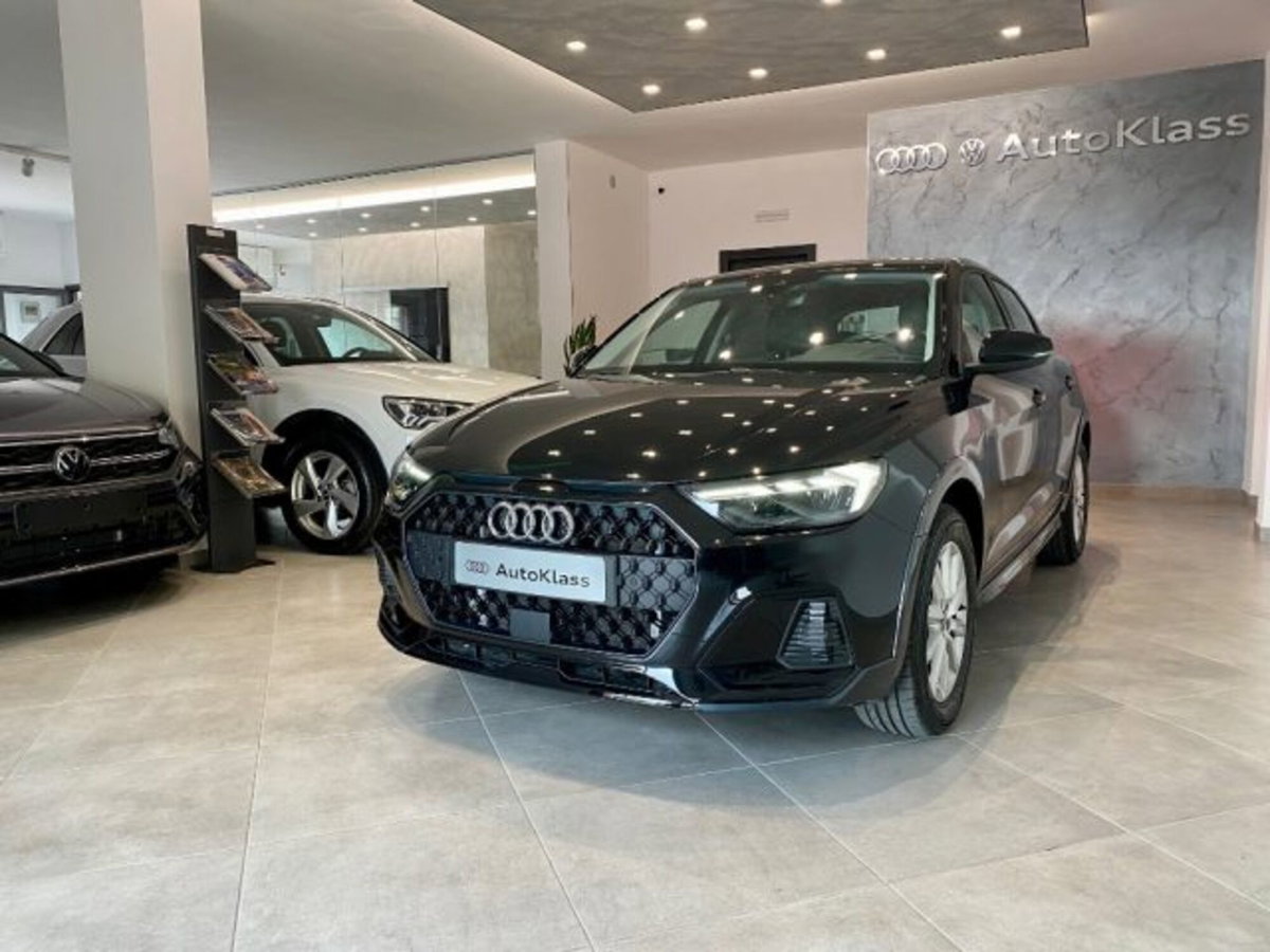 Audi A1 allstreet allstreet 30 TFSI S tronic Identity Contrast (17)