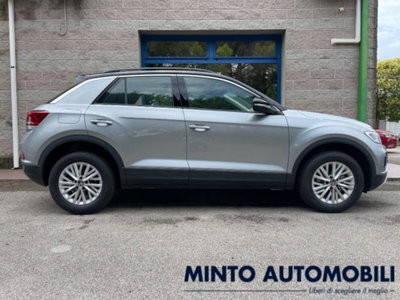 Volkswagen T-Roc 1.5 tsi Life dsg (2)