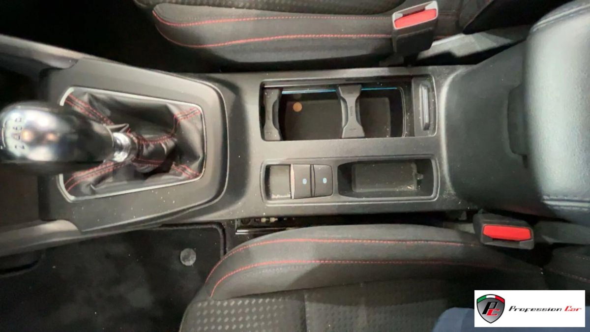 Ford Focus 1.0 EcoBoost 125 CV Start&Stop ST Line (16)