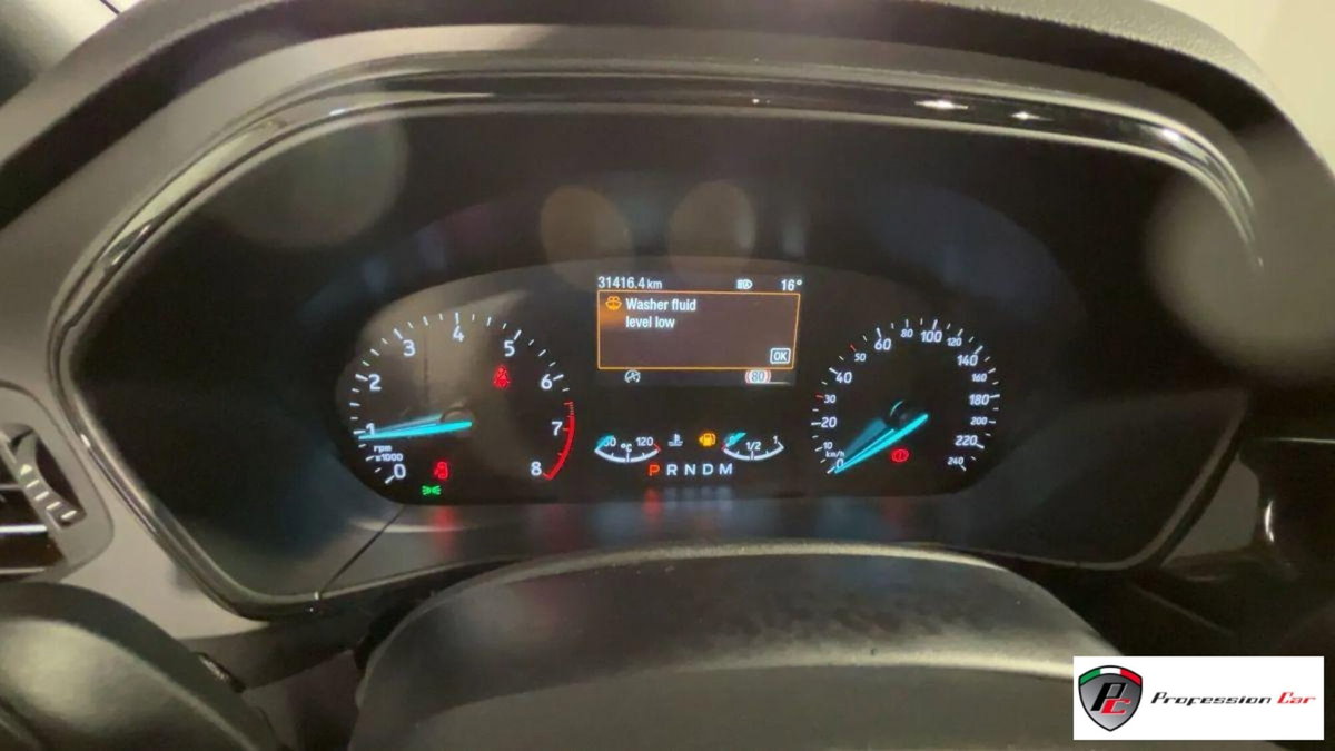 Ford Focus 1.0 EcoBoost 125 CV Start&Stop ST Line (8)