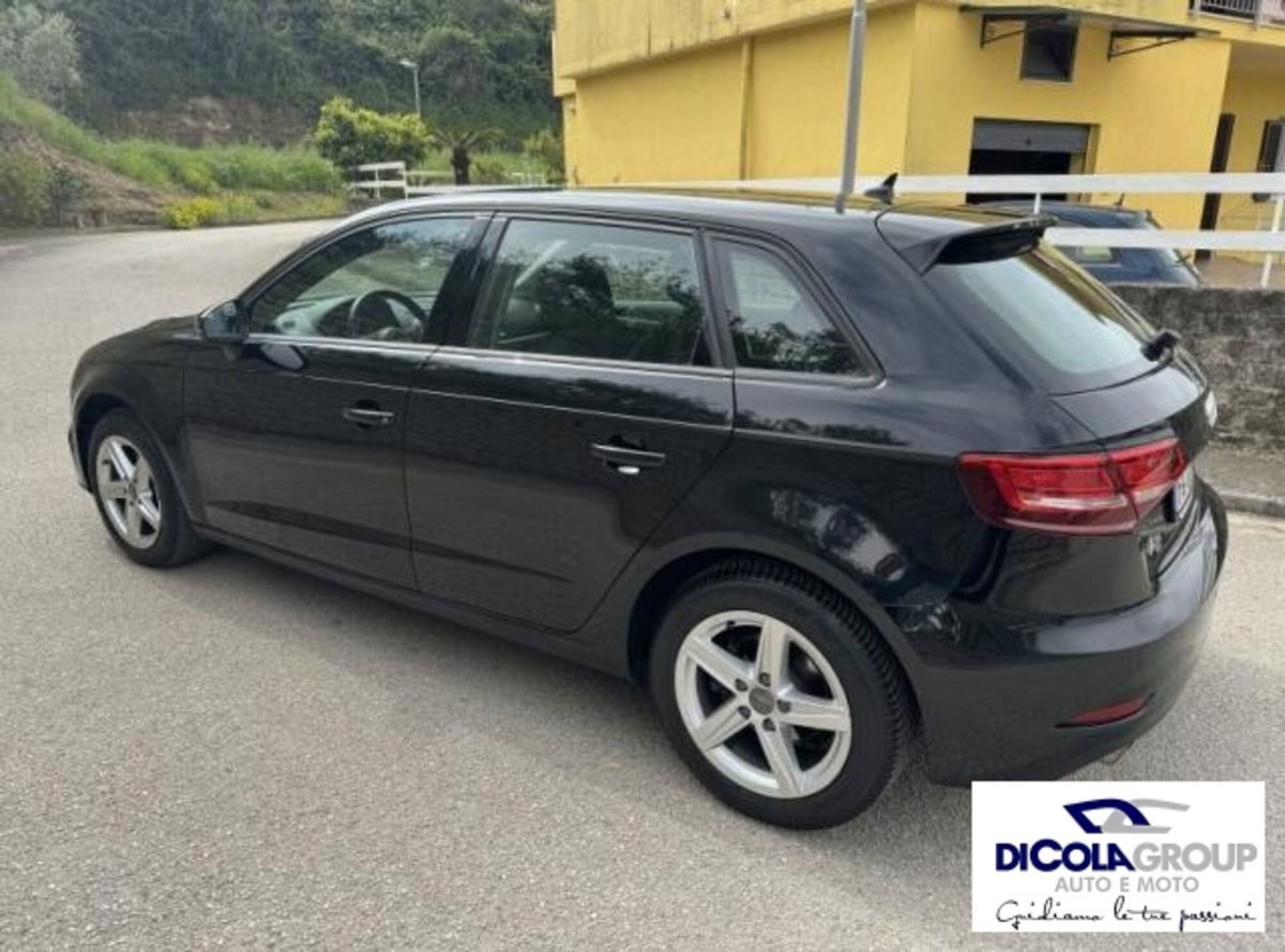 Audi A3 Sportback 2.0 TDI S tronic Sport (4)