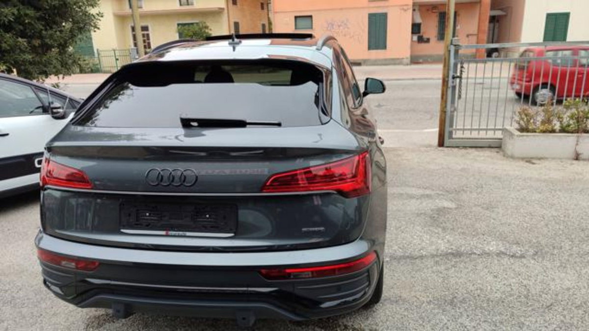 Audi Q5 Sportback 40 2.0 tdi mhev 12V S line Plus quattro s-tronic (3)