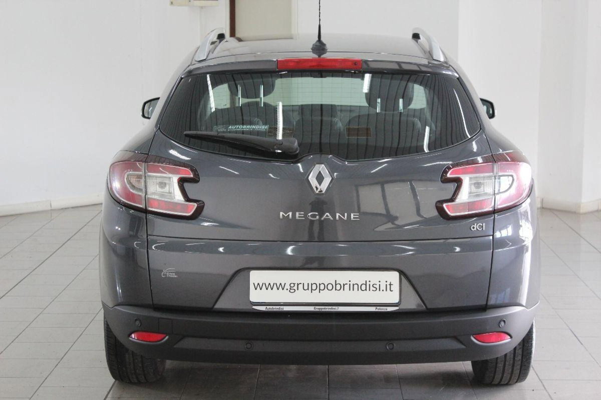 Renault Laguna SporTour 1.5 dCi 110CV SporTour Dynamique (5)