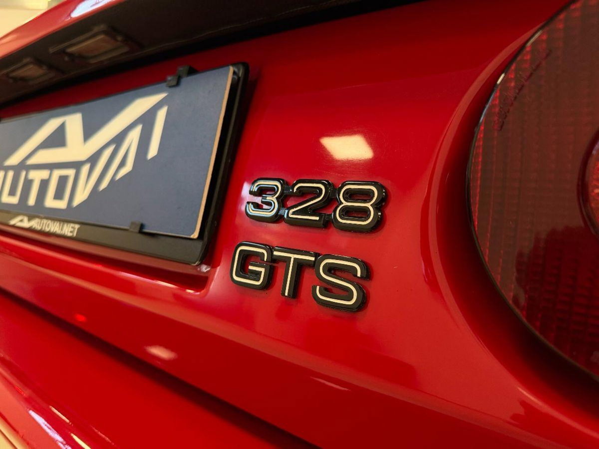 Ferrari 328 328 GTS (11)