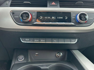 Audi A4 30 TDI/136 CV S tronic Business (13)