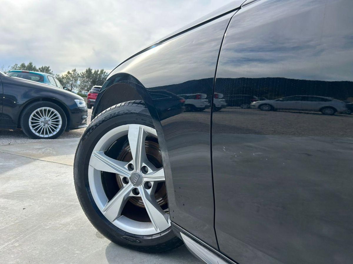 Audi A4 30 TDI/136 CV S tronic Business (20)