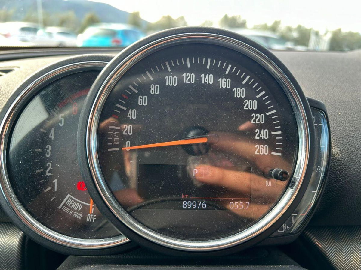 MINI Mini Clubman 2.0 Cooper D Business Clubman (17)