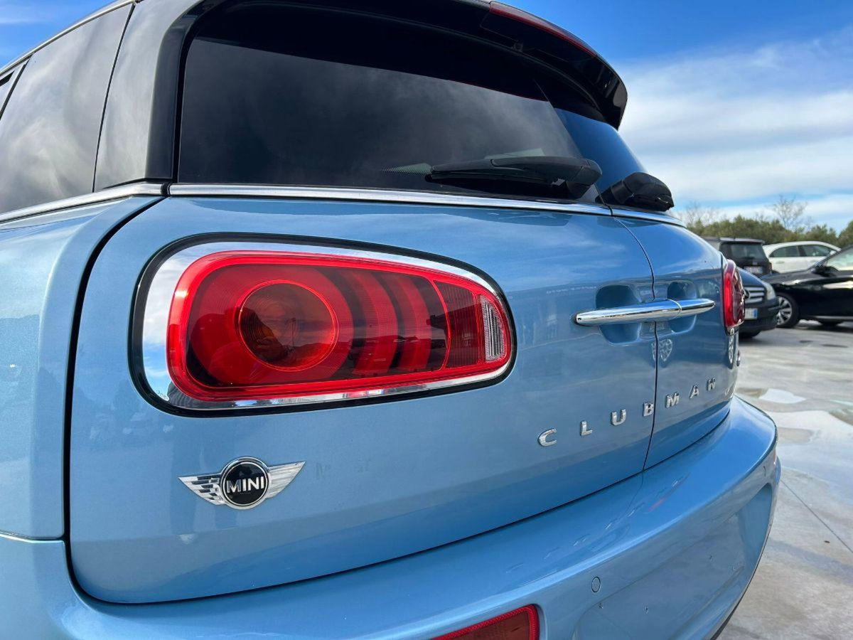 MINI Mini Clubman 2.0 Cooper D Business Clubman (19)