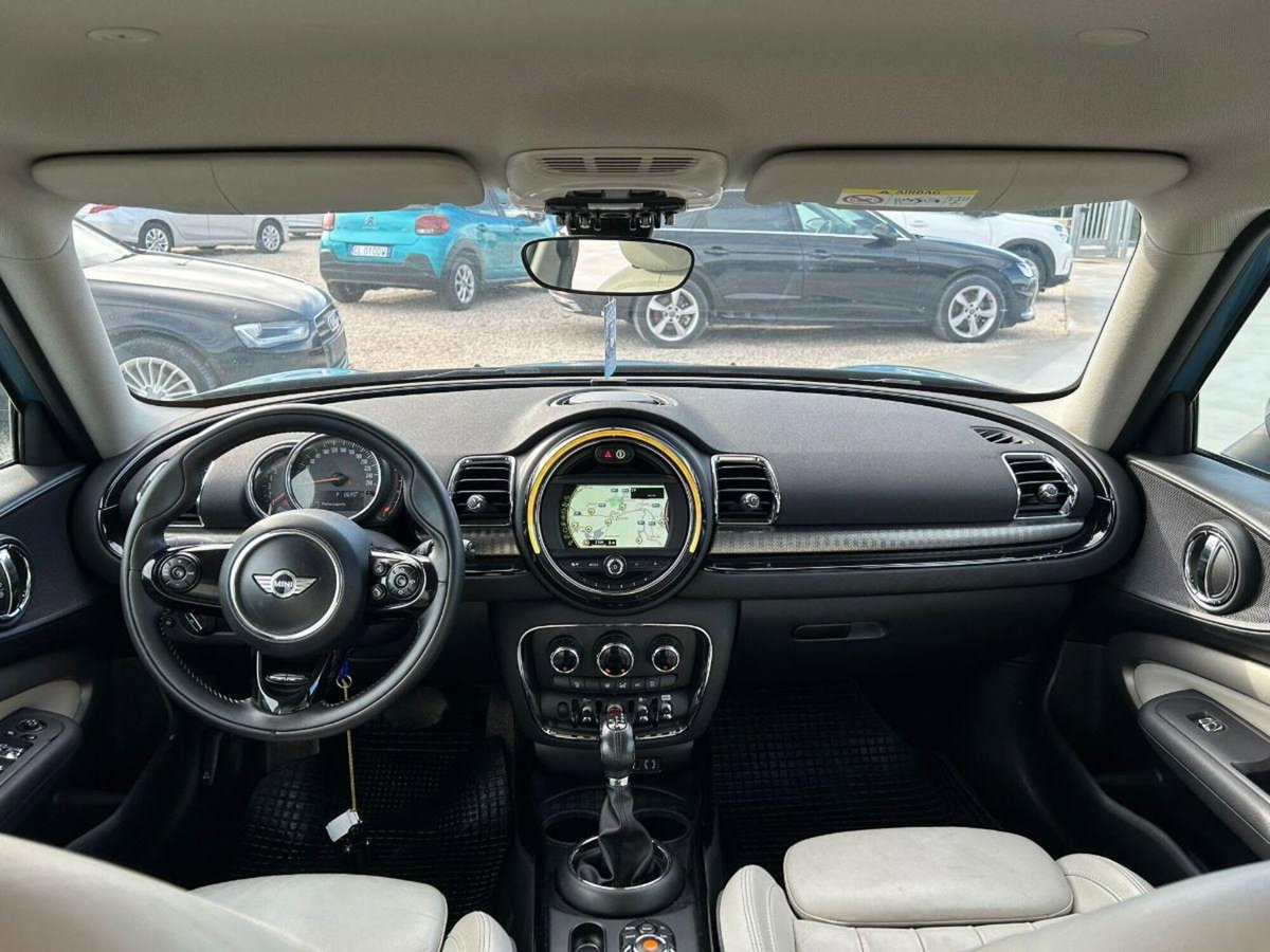 MINI Mini Clubman 2.0 Cooper D Business Clubman (6)