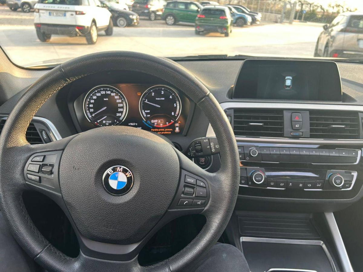 BMW Serie 1 5p. 118d 5p. Business (12)