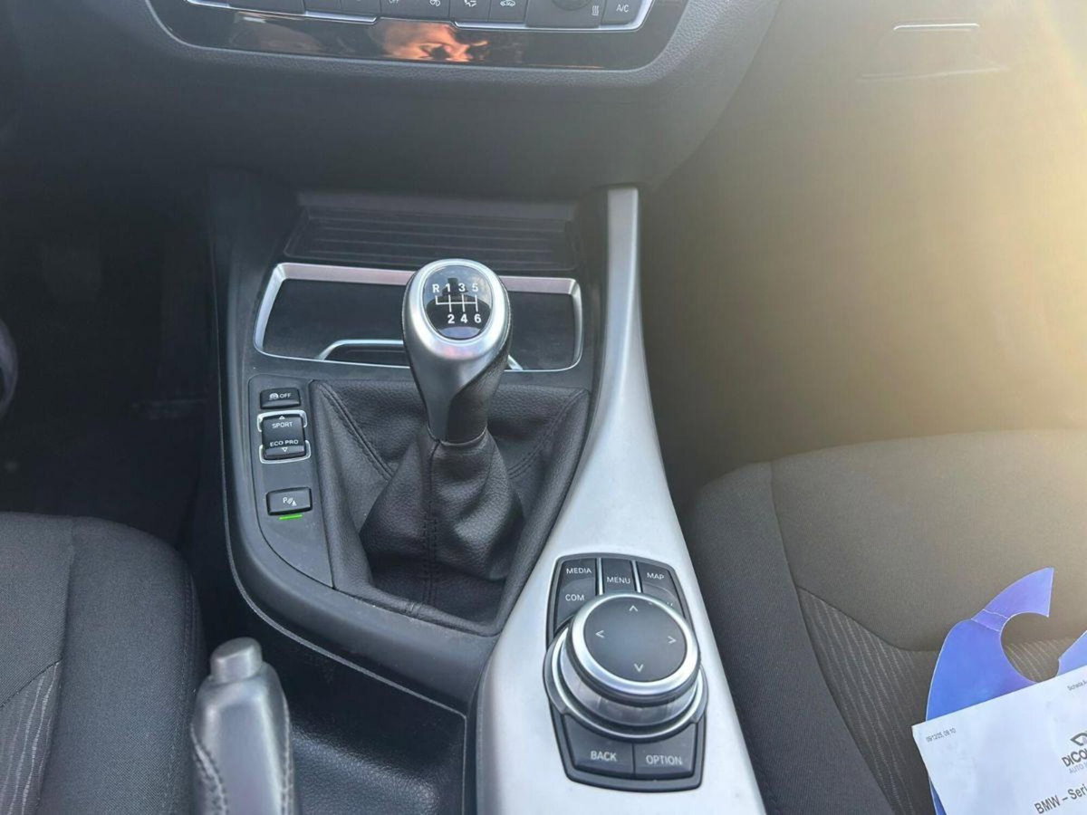 BMW Serie 1 5p. 118d 5p. Business (14)