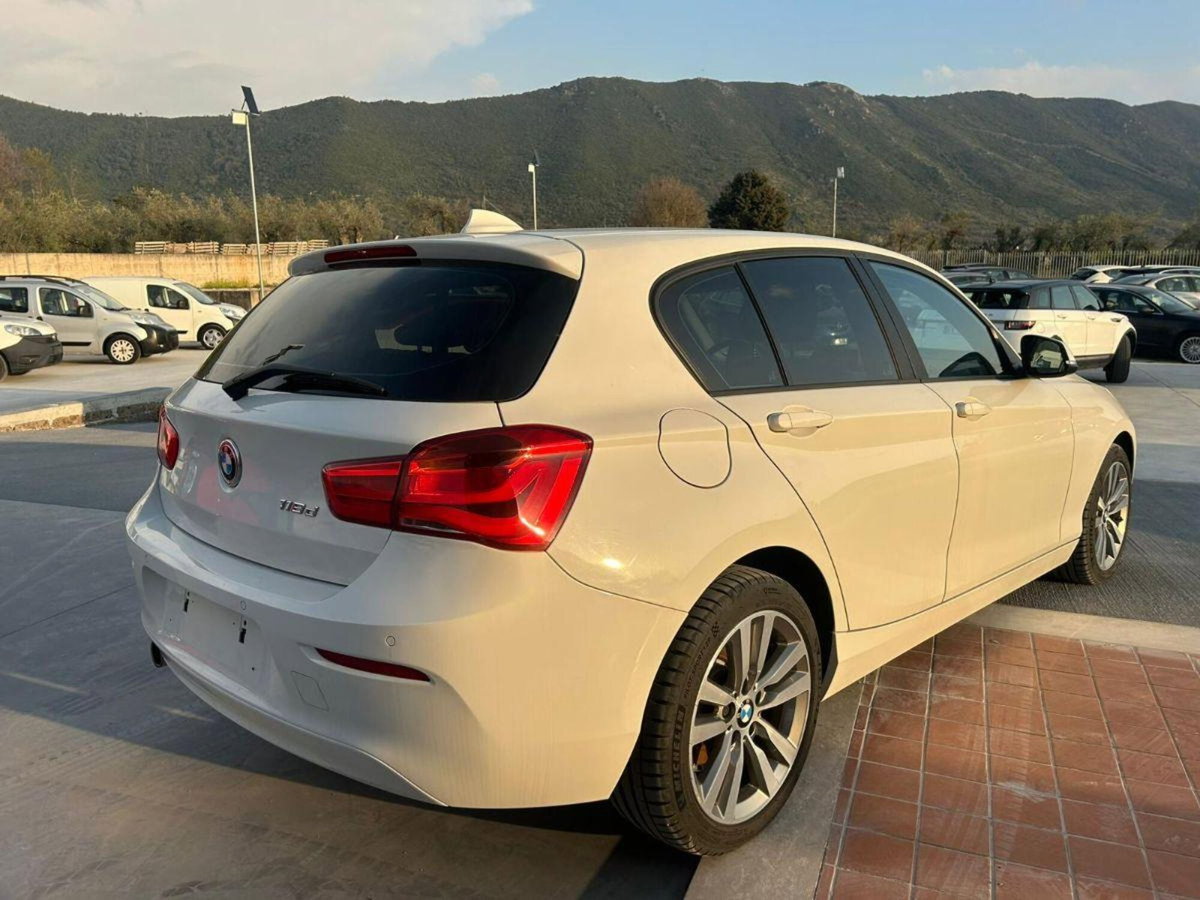 BMW Serie 1 5p. 118d 5p. Business (5)