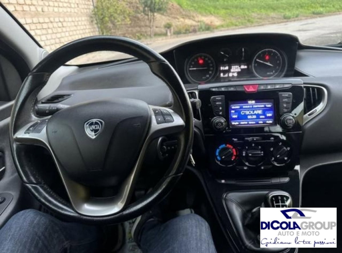 Lancia Ypsilon 1.2 69 CV 5 porte GPL Ecochic Gold (8)
