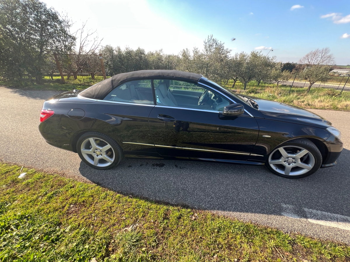 Mercedes-Benz Classe E Coupé 250 CDI Coupé BlueEFFICIENCY (17)