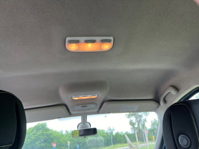 Renault Scenic E-Tech Electric 1.5 dCi 110CV Dynamique (12)
