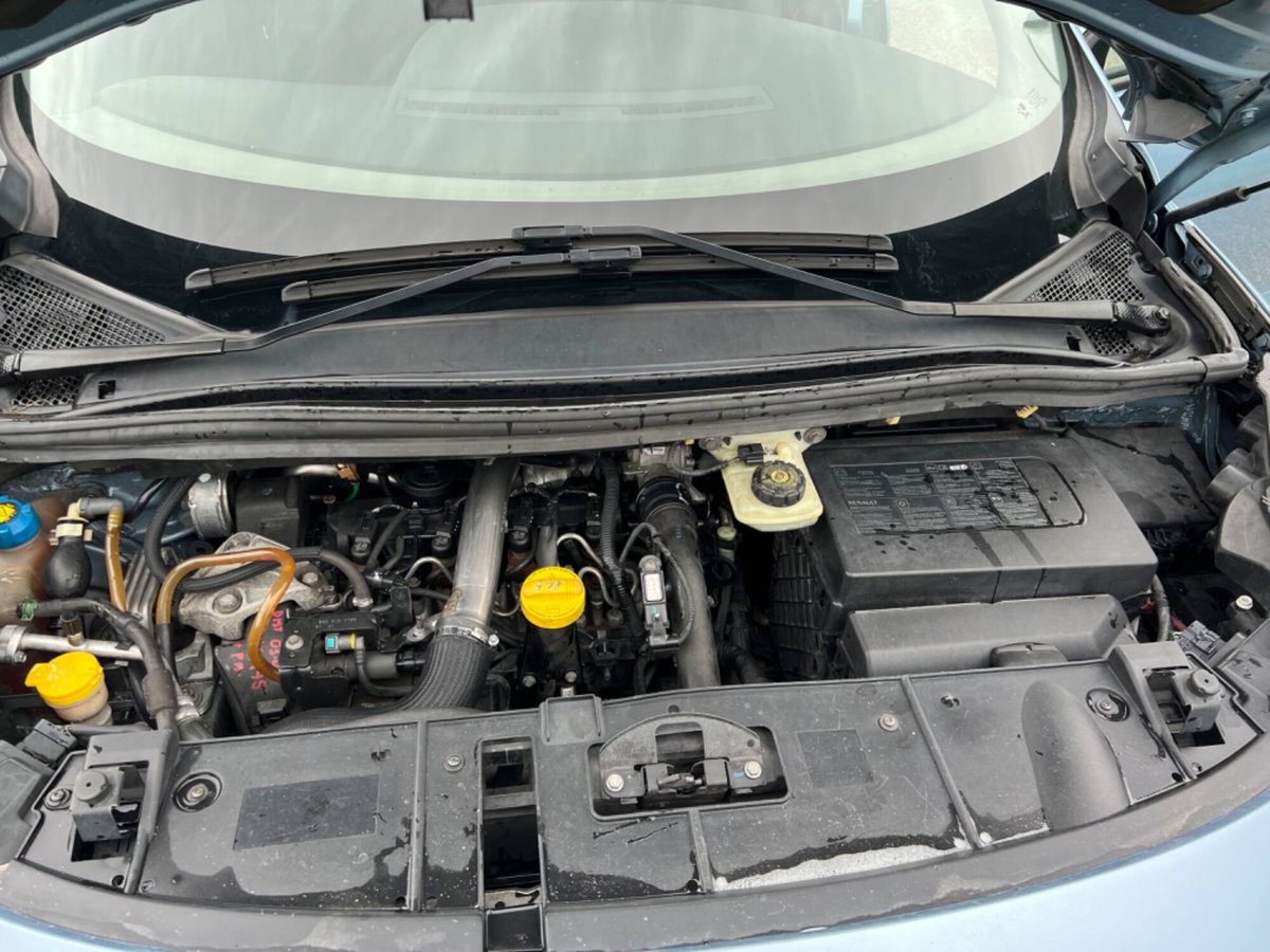 Renault Scenic E-Tech Electric 1.5 dCi 110CV Dynamique (19)