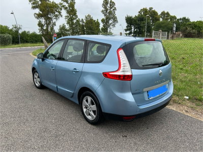 Renault Scenic E-Tech Electric 1.5 dCi 110CV Dynamique (5)