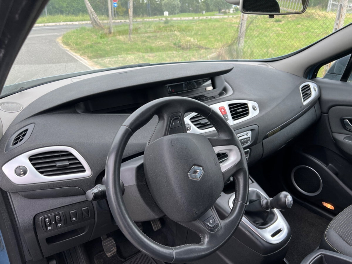 Renault Scenic E-Tech Electric 1.5 dCi 110CV Dynamique (6)