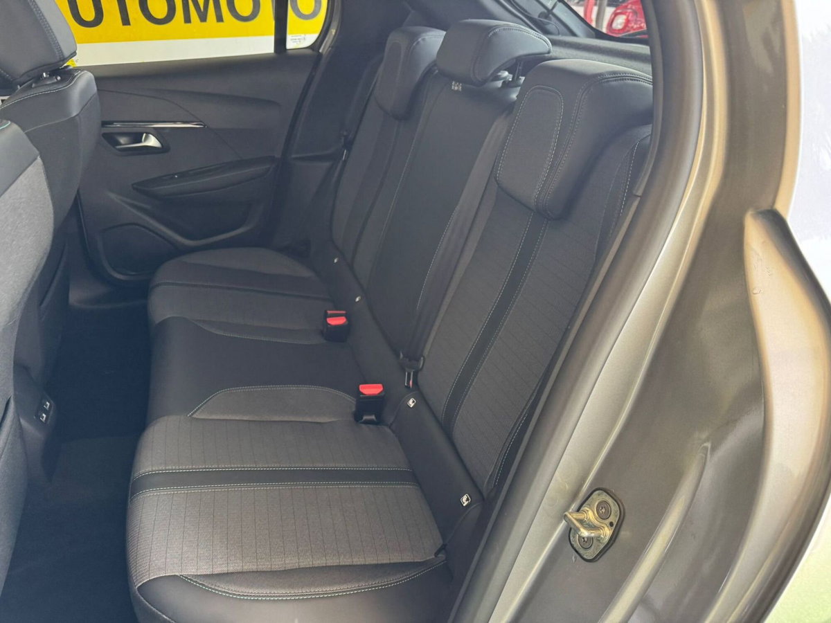 Peugeot 208 BlueHDi 100 Stop&Start 5 porte Allure (19)