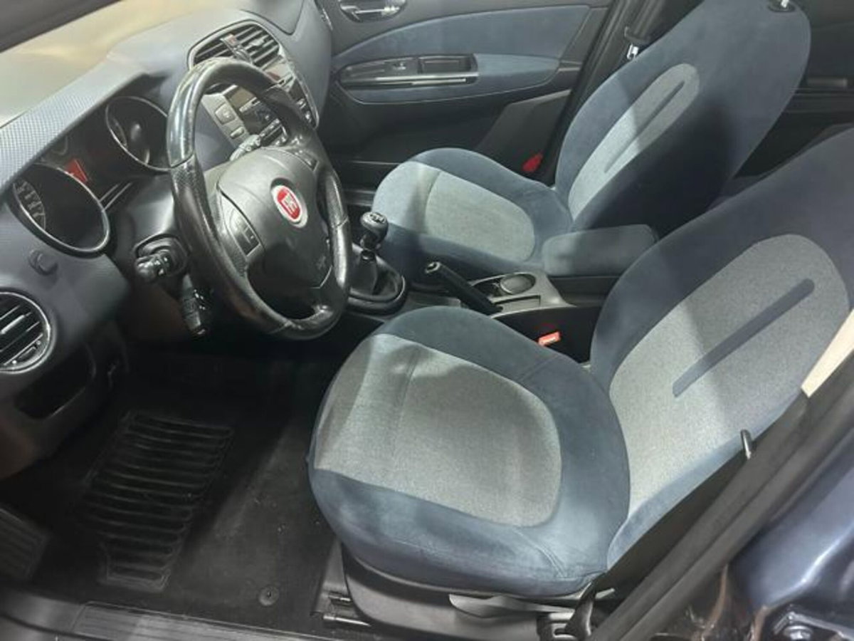 Fiat Bravo 1.6 MJT 120 CV DPF Emotion (10)