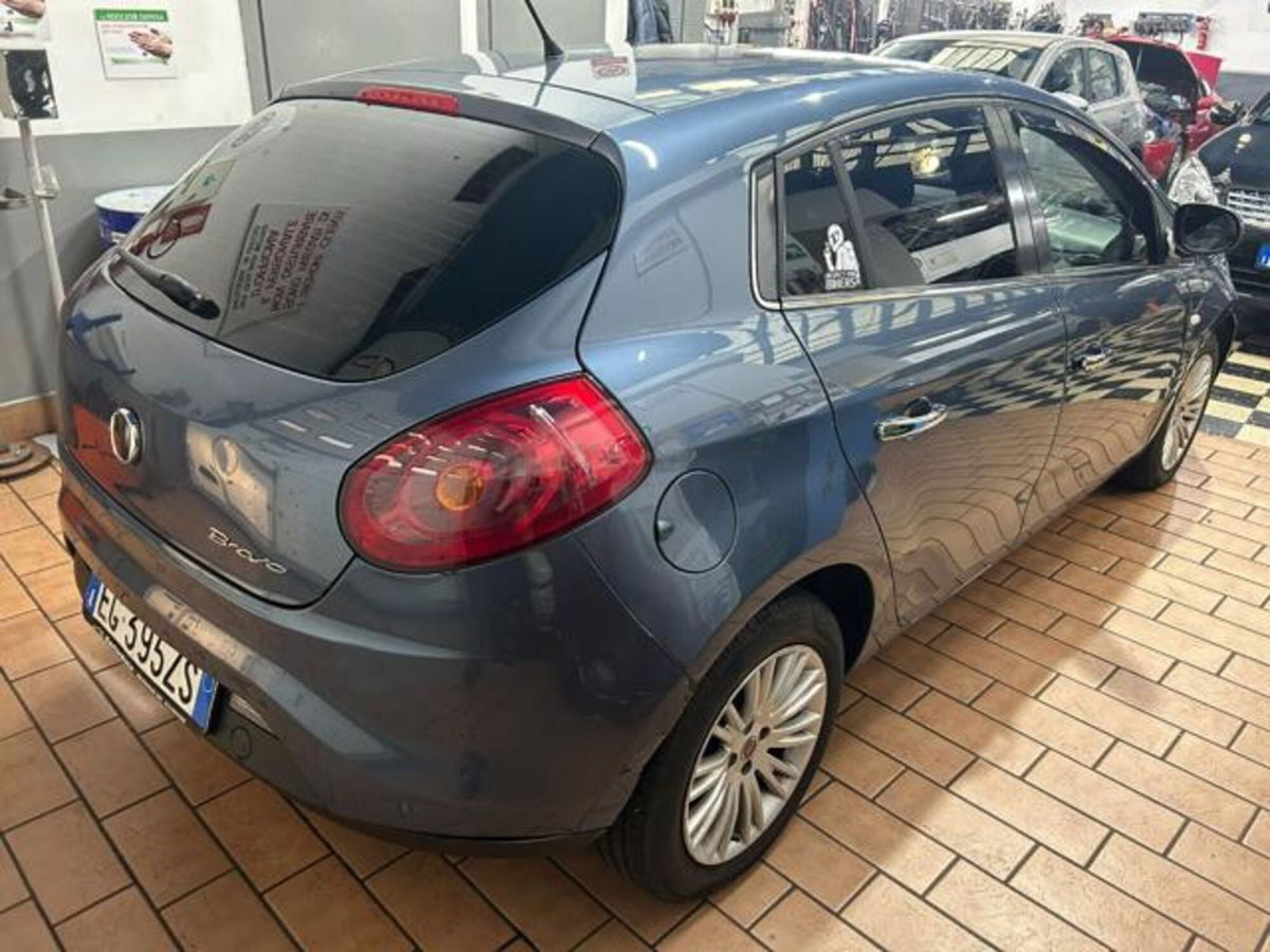 Fiat Bravo 1.6 MJT 120 CV DPF Emotion (4)