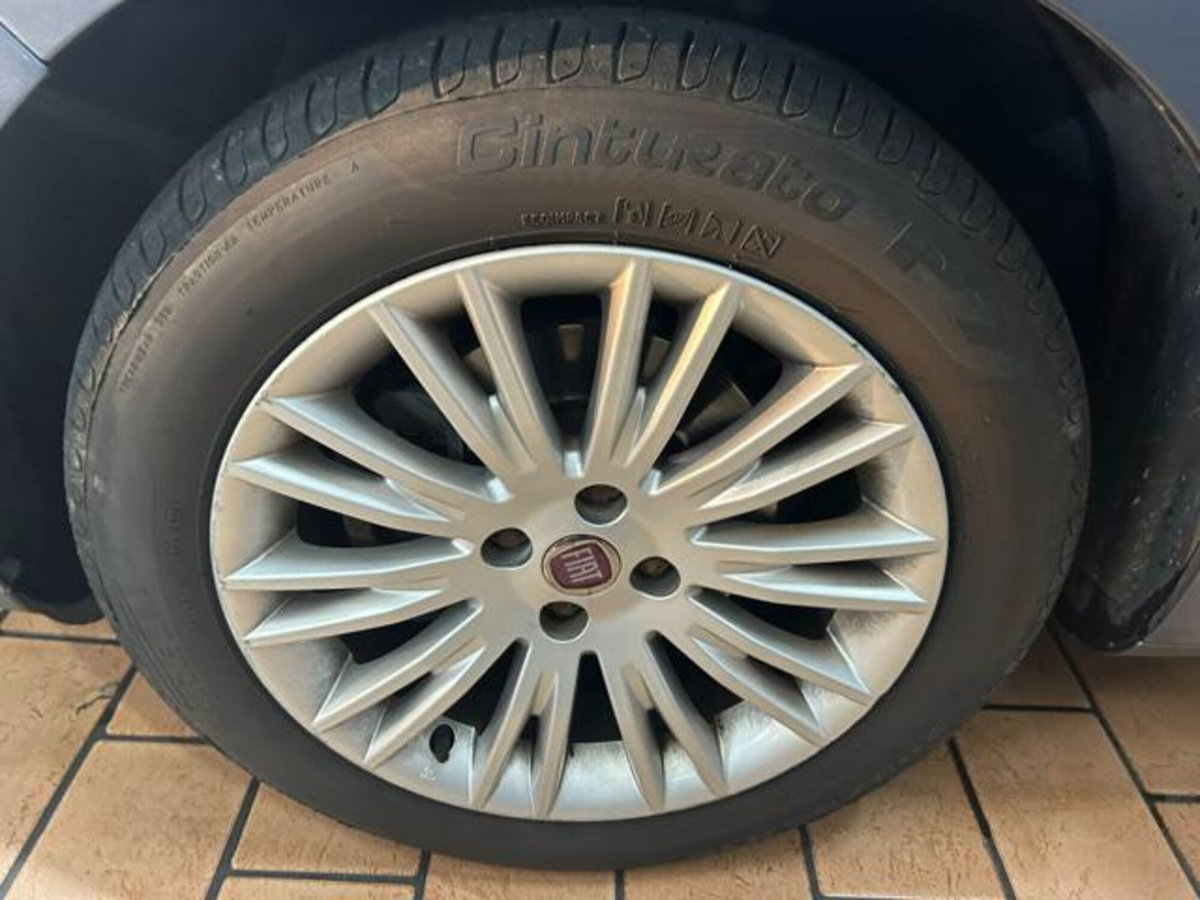 Fiat Bravo 1.6 MJT 120 CV DPF Emotion (5)