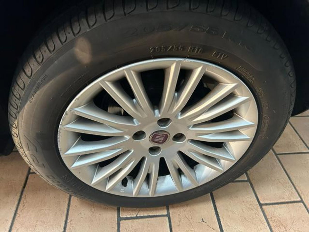 Fiat Bravo 1.6 MJT 120 CV DPF Emotion (6)