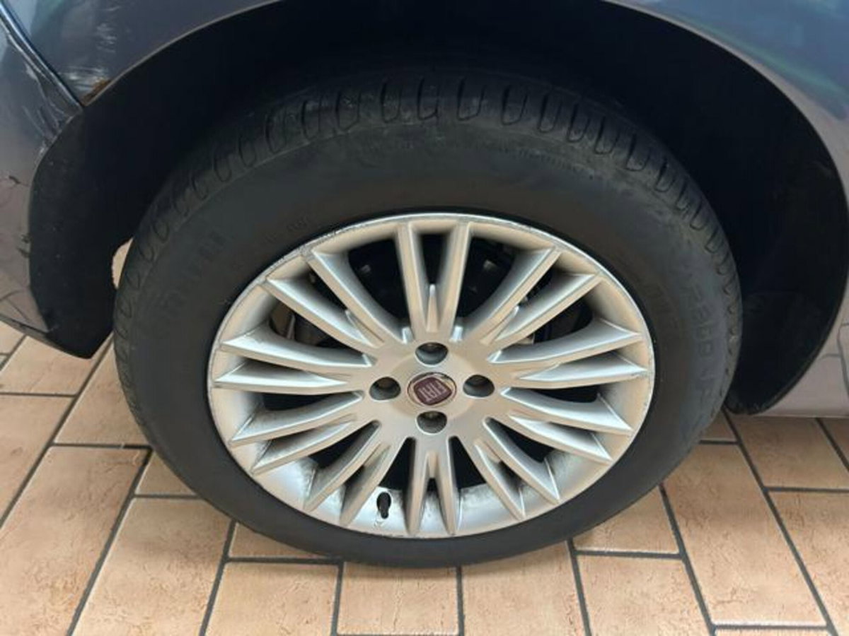 Fiat Bravo 1.6 MJT 120 CV DPF Emotion (7)