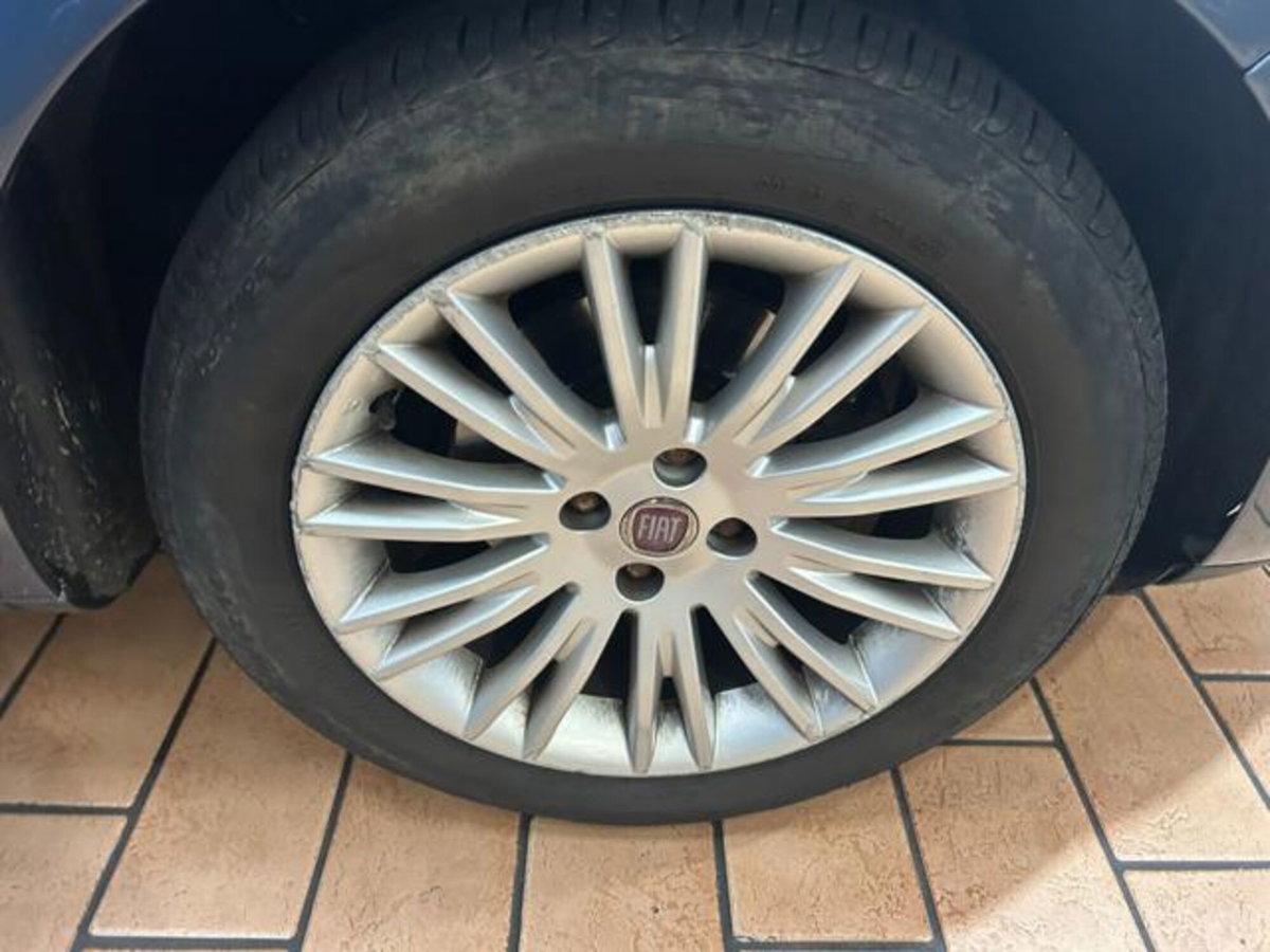 Fiat Bravo 1.6 MJT 120 CV DPF Emotion (8)