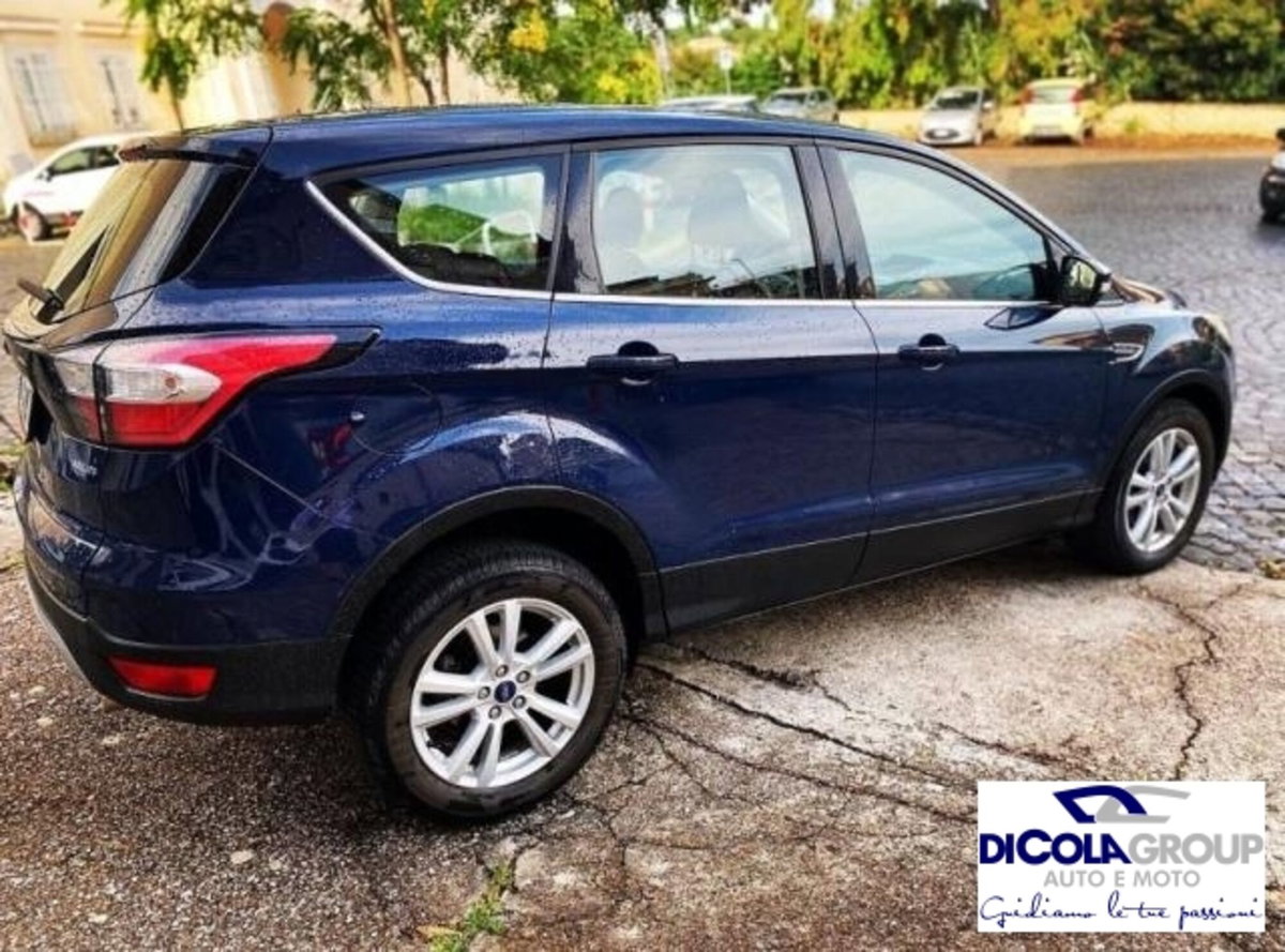 Ford Kuga 1.5 EcoBoost 120 CV S&S 2WD Business (3)
