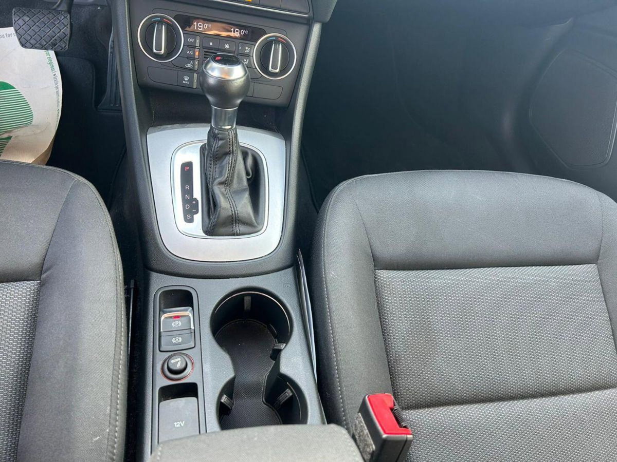 Audi Q3 35 TDI quattro S tronic Business (13)
