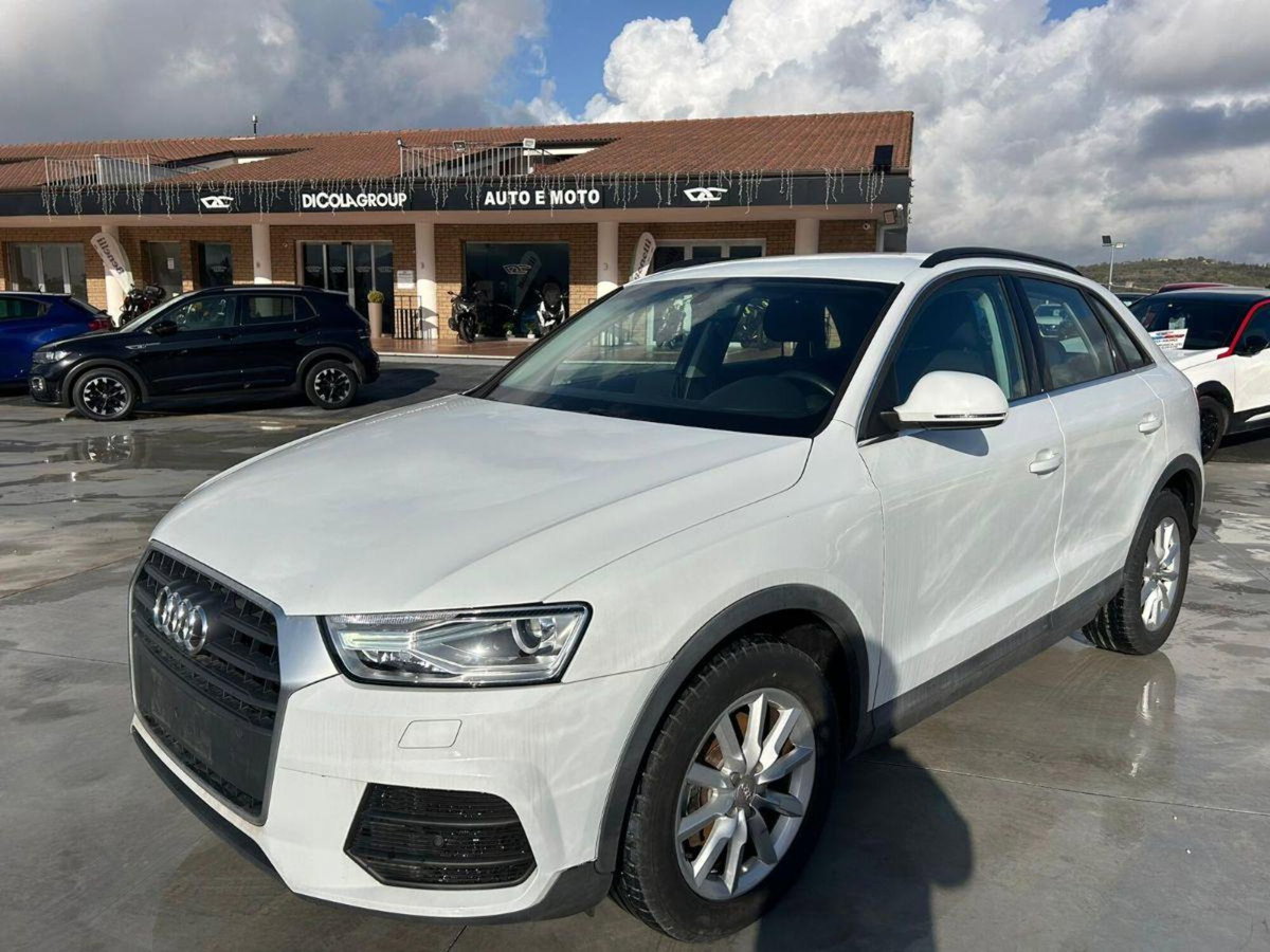 Audi Q3 35 TDI quattro S tronic Business (3)