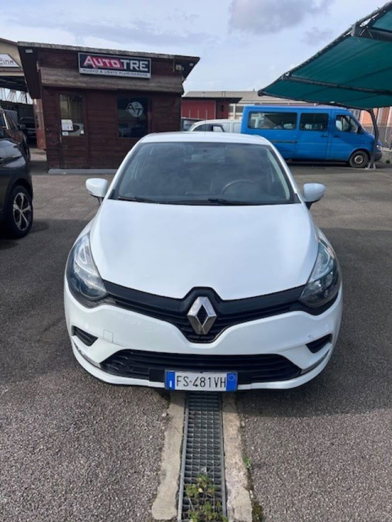 Renault Clio dCi 8V 75 CV 5 porte Moschino Life