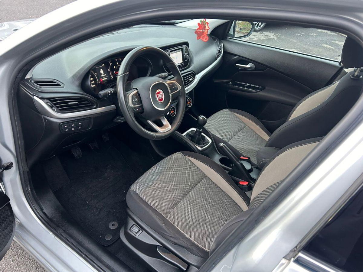 Fiat Tipo Tipo 1.6 Mjt 4 porte Opening Edition Plus (12)