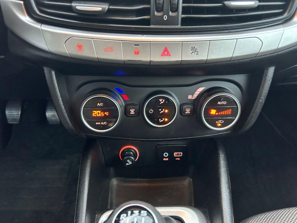 Fiat Tipo Tipo 1.6 Mjt 4 porte Opening Edition Plus (18)