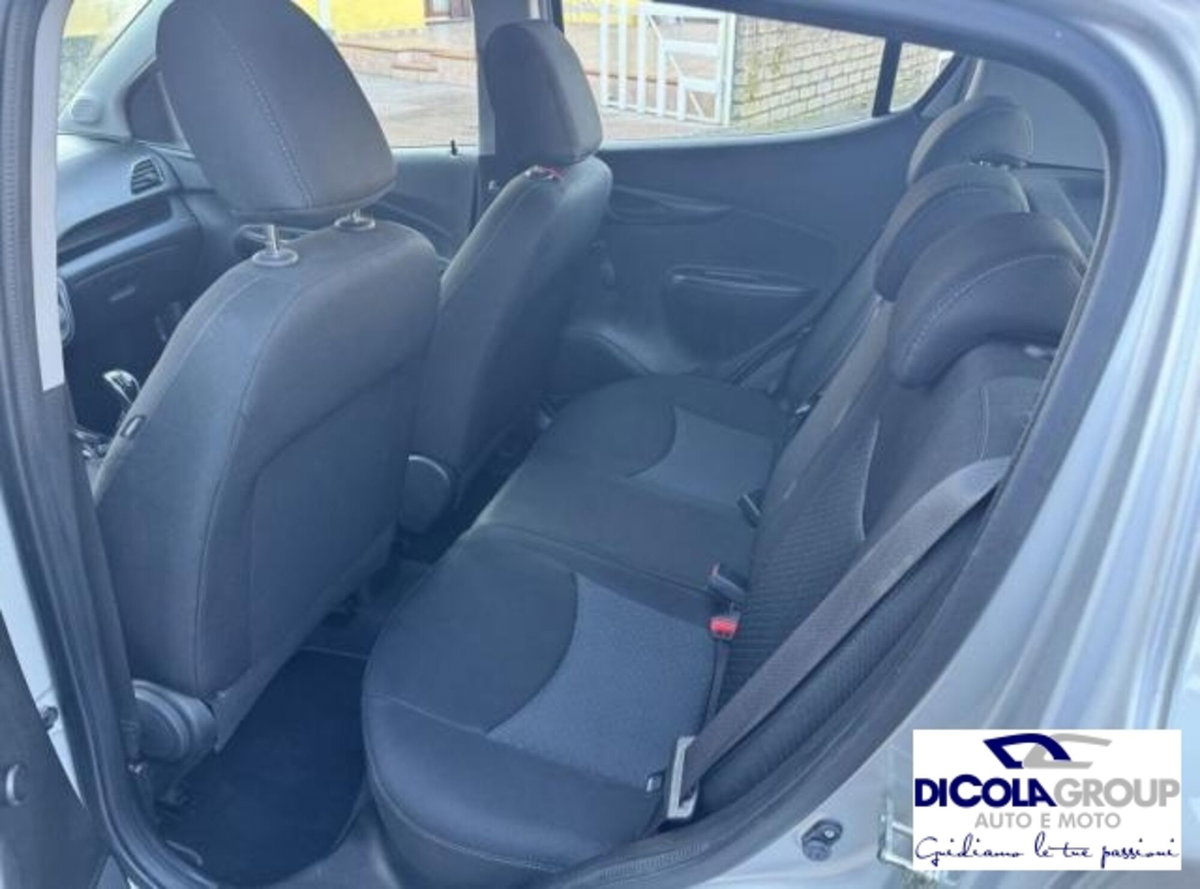 Opel Karl 1.0 75 CV Advance (12)