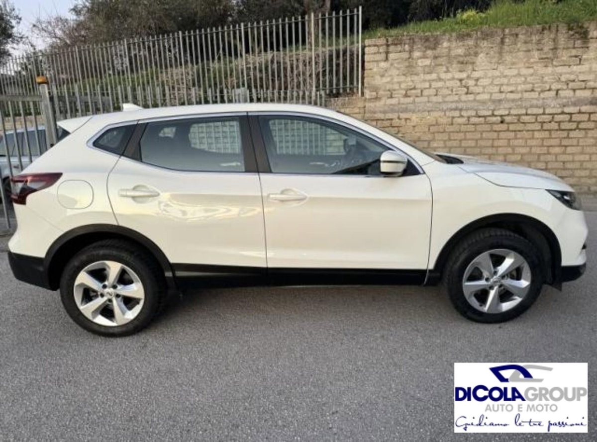 Nissan Qashqai 1.5 dCi 115 CV DCT Business (4)