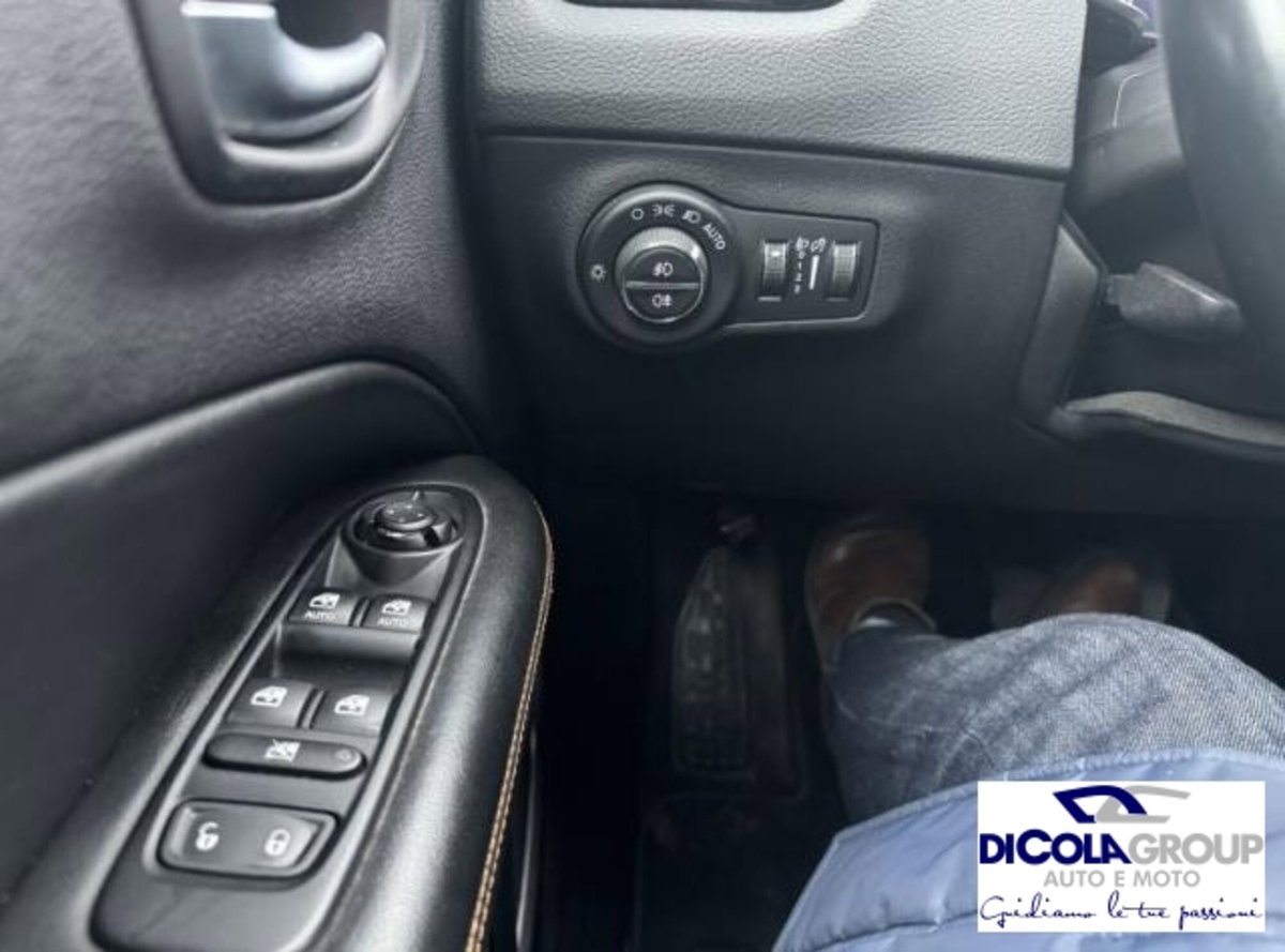 Jeep Compass 1.6 Multijet II 2WD Limited Winter (17)