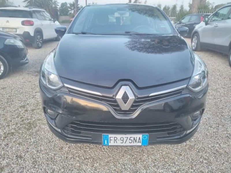 Renault Clio TCe 12V 90 CV GPL 5 porte Moschino Intens