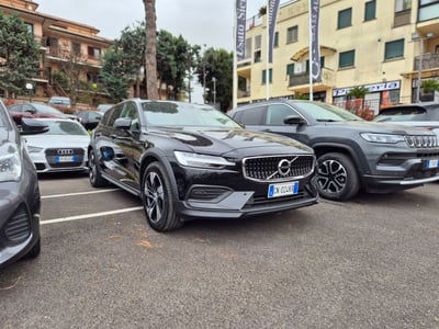 Volvo V60 Cross Country B4 (d) AWD Geartronic Business Pro Line usata