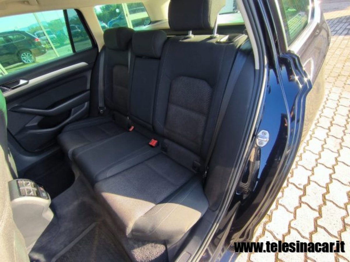 Volkswagen Passat 2.0 TDI DSG Business BlueMotion Technology (11)
