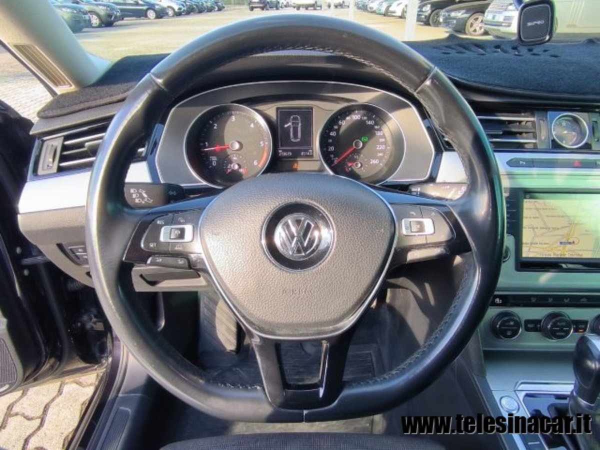 Volkswagen Passat 2.0 TDI DSG Business BlueMotion Technology (17)