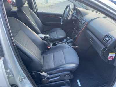 Mercedes-Benz Classe A 180 CDI Automatic Sport (11)