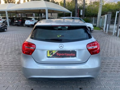 Mercedes-Benz Classe A 180 CDI Automatic Sport (17)