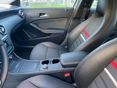 Mercedes-Benz Classe A 180 CDI Automatic Sport (7)