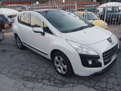 Peugeot 3008 1.6 HDi 112CV Allure usata