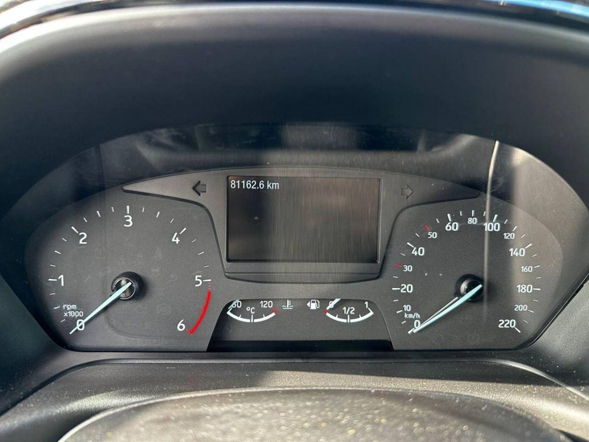 Ford Fiesta 1.5 EcoBlue 5 porte Plus (11)